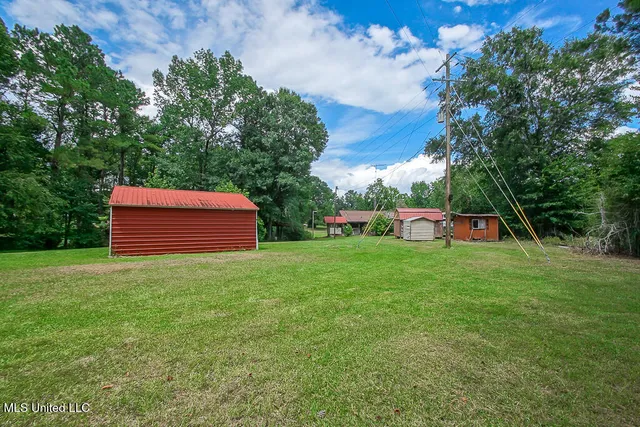 $339,900 | 1560 Bens Trail Northeast, Brookhaven, MS 39601