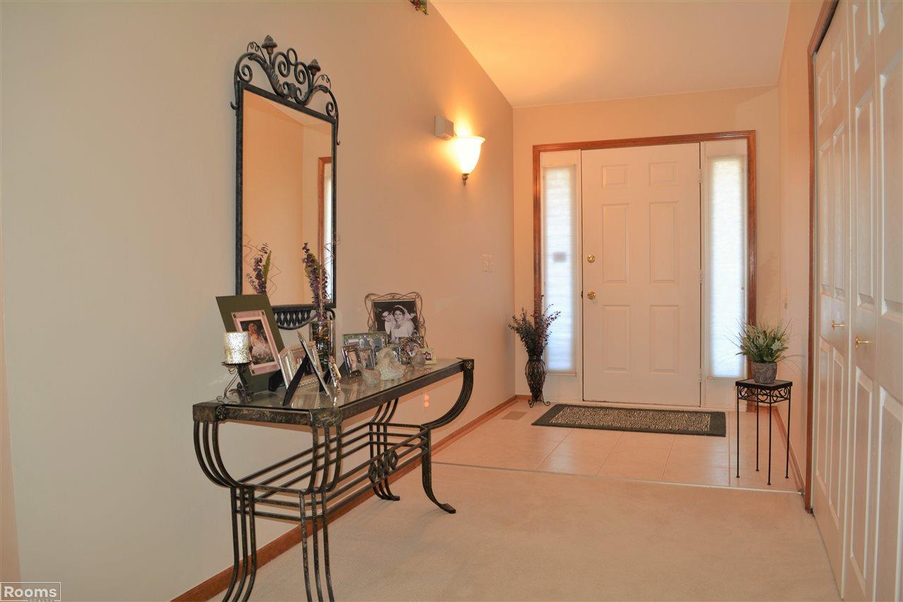 53079 West Ridge Drive Chesterfield, MI 48051 - Photo 3 of 18