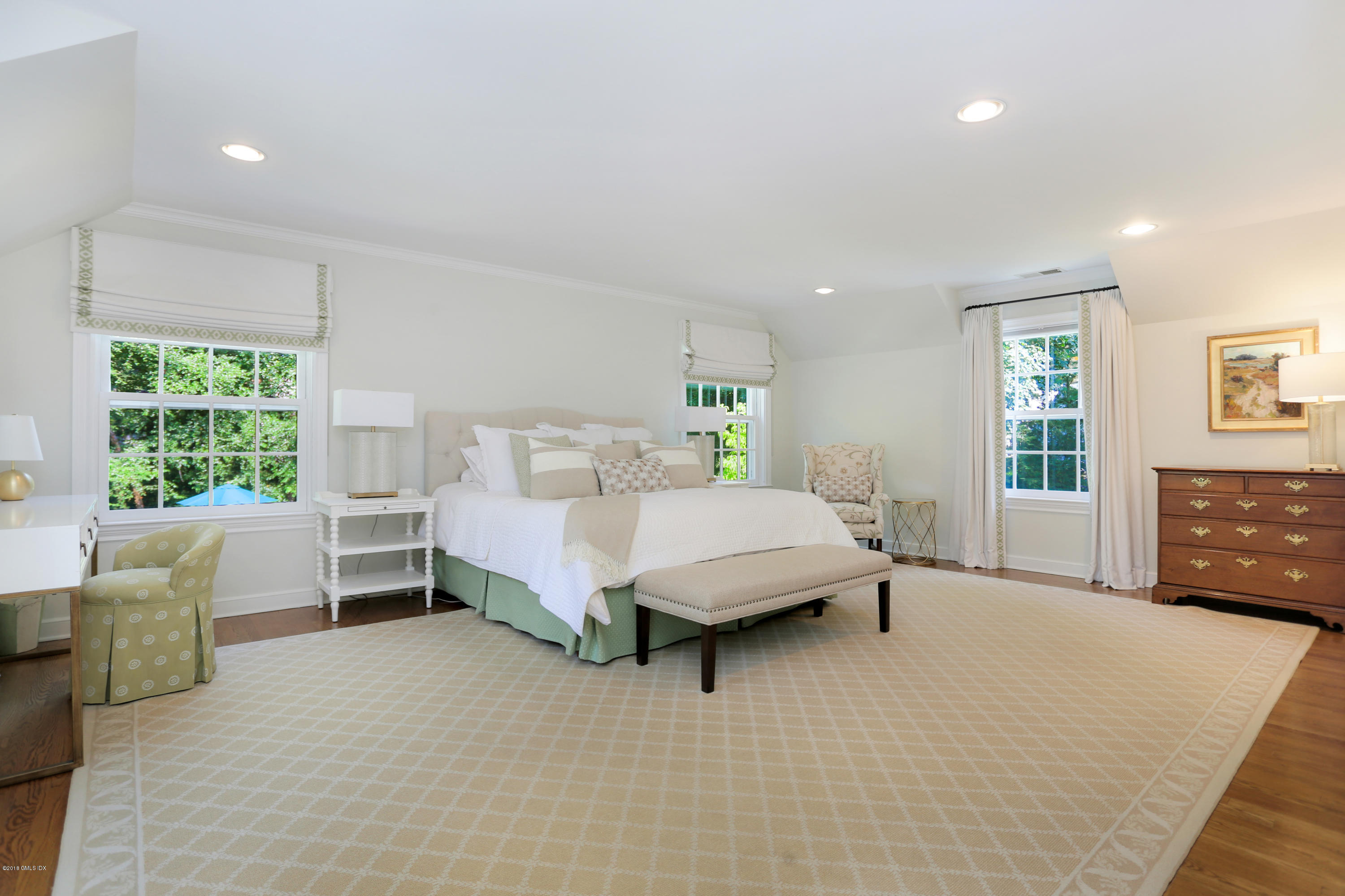 5 Parsonage Road Greenwich, CT 06830 - Photo 15 of 32 5 Parsonage Rd Greenwich CT-print-017-14