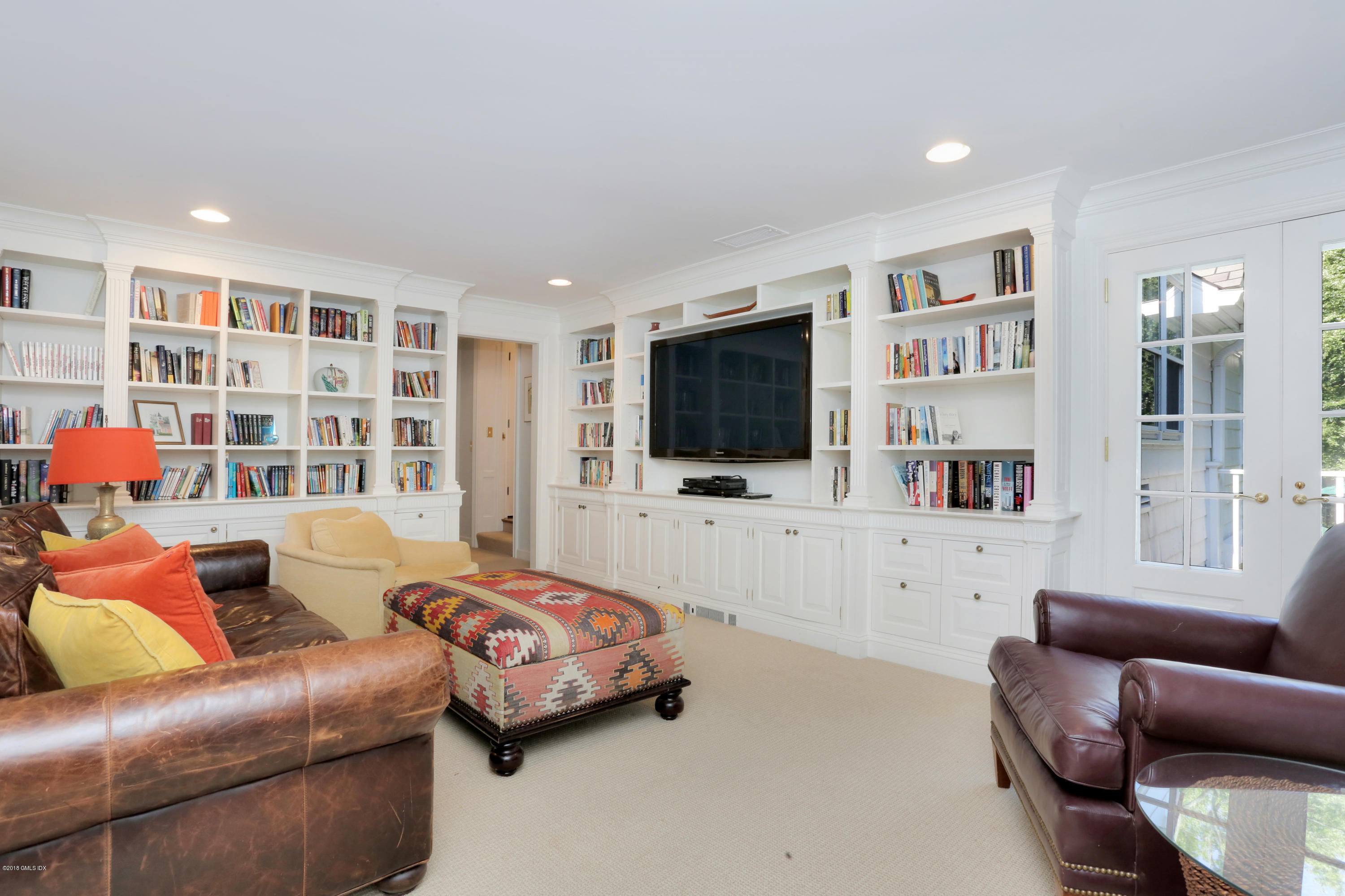 5 Parsonage Road Greenwich, CT 06830 - Photo 17 of 32 5 Parsonage Rd Greenwich CT-print-018-17