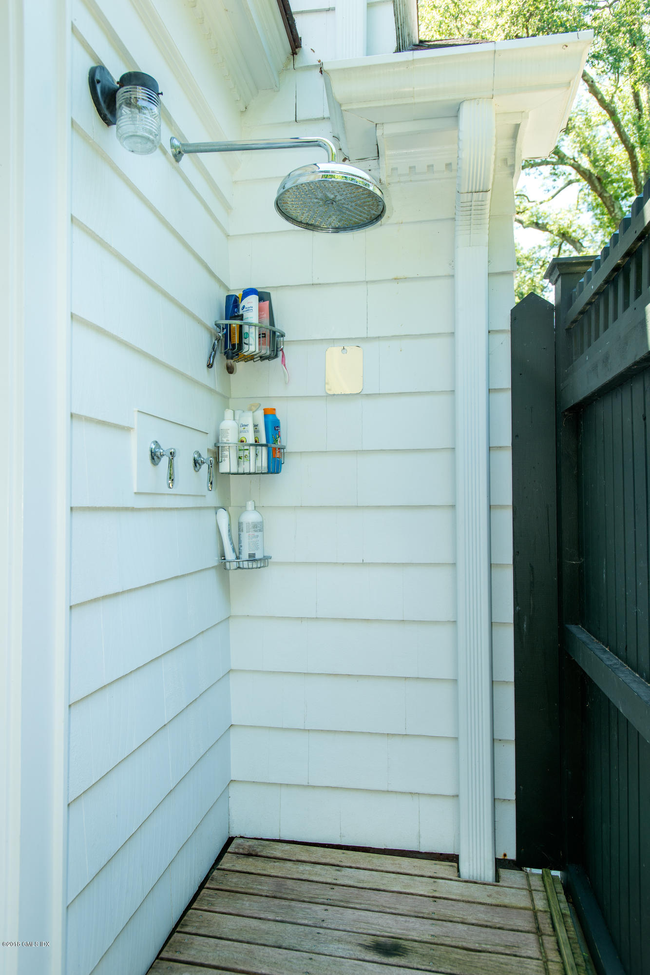 5 Parsonage Road Greenwich, CT 06830 - Photo 24 of 32 071018_D8E5704