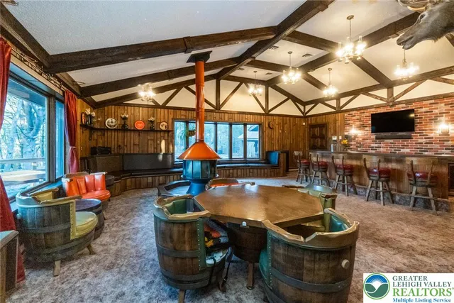 $495,000 | 322 Manor Lane East, Lehighton, PA 18235