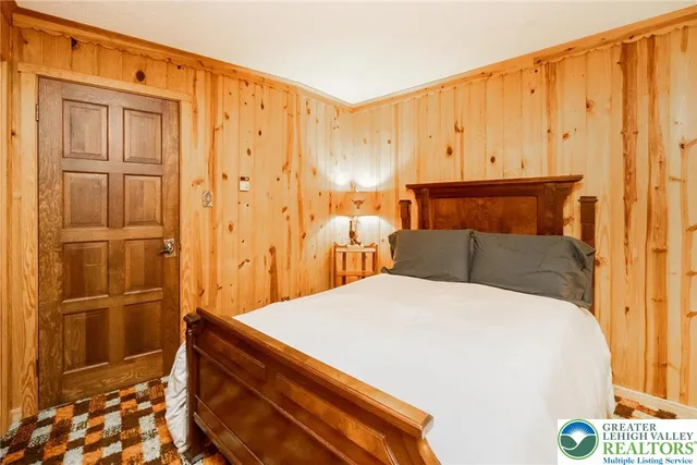 $495,000 | 322 Manor Lane East, Lehighton, PA 18235