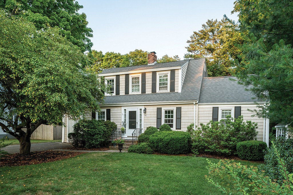 54 Pond Plain Road Westwood, MA 02090 - Photo 1 of 11 Gallery Image 1