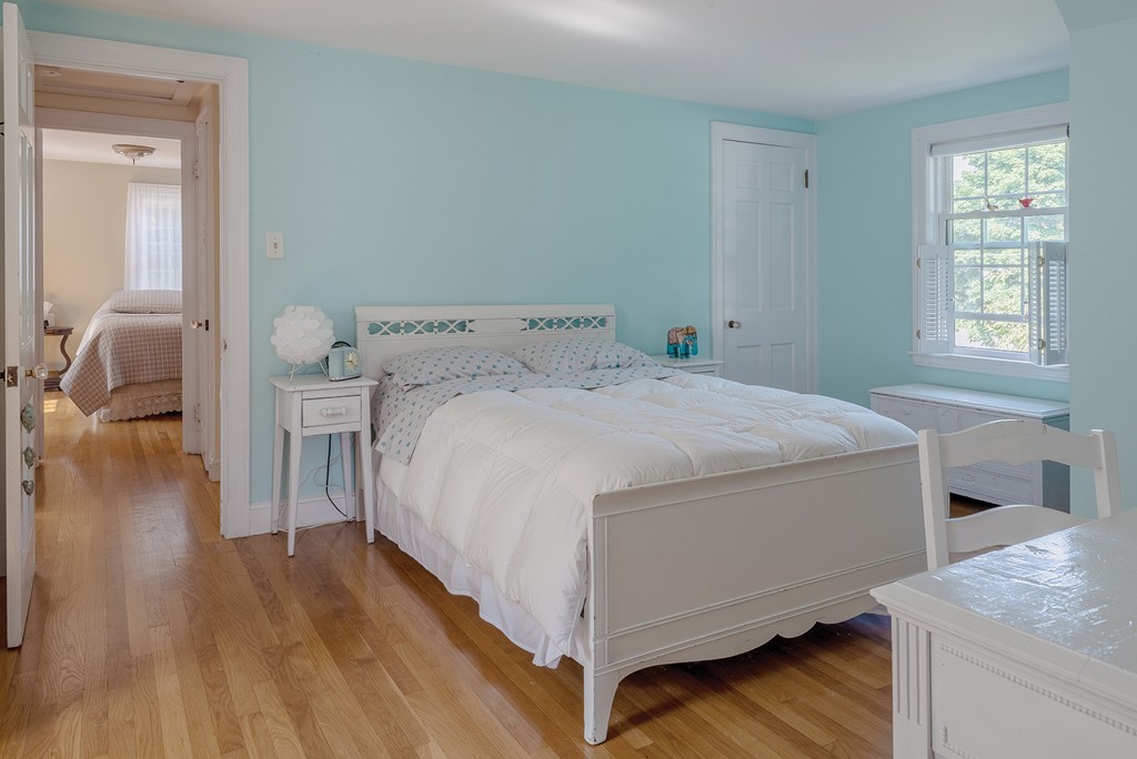54 Pond Plain Road Westwood, MA 02090 - Photo 6 of 11 Gallery Image 6