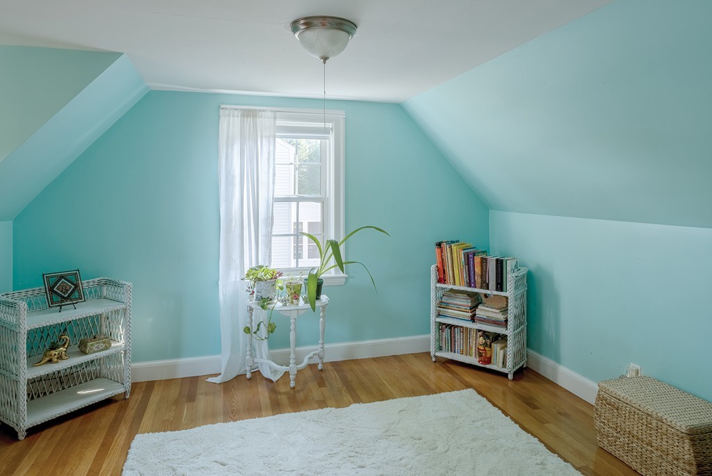 54 Pond Plain Road Westwood, MA 02090 - Photo 7 of 11 Gallery Image 7