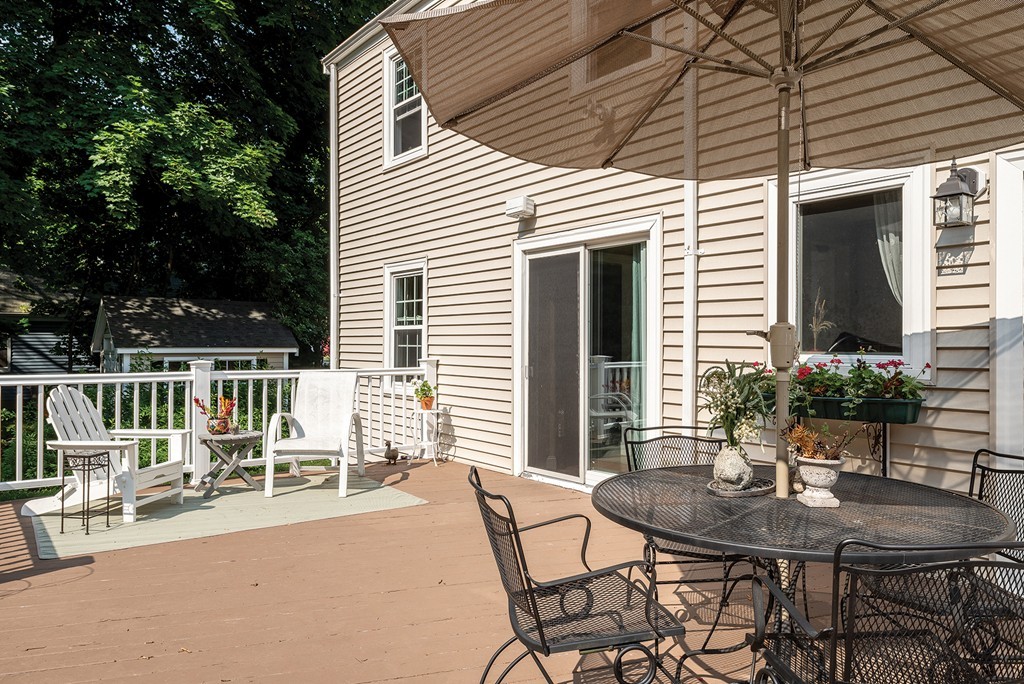 54 Pond Plain Road Westwood, MA 02090 - Photo 10 of 11 Gallery Image 10