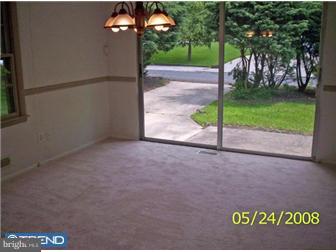 121 Antietam Road Cherry Hill, NJ 08034 - Photo 9 of 12 Dining Room