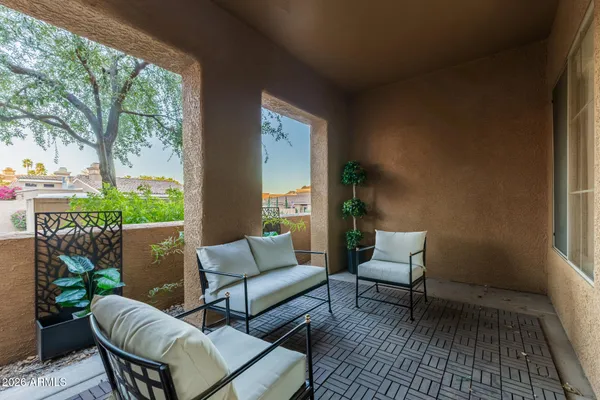 $414,900 | 10655 North 9th Street, Unit 113, Phoenix, AZ 85020