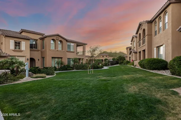 $414,900 | 10655 North 9th Street, Unit 113, Phoenix, AZ 85020