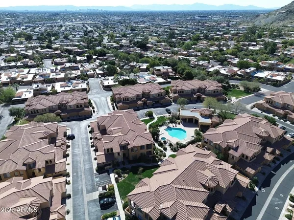 $414,900 | 10655 North 9th Street, Unit 113, Phoenix, AZ 85020