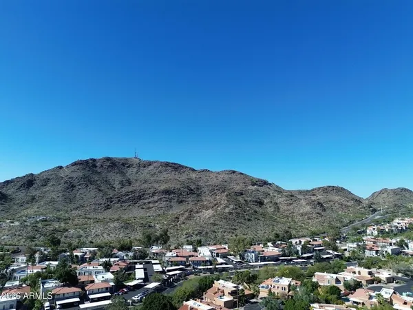 $414,900 | 10655 North 9th Street, Unit 113, Phoenix, AZ 85020