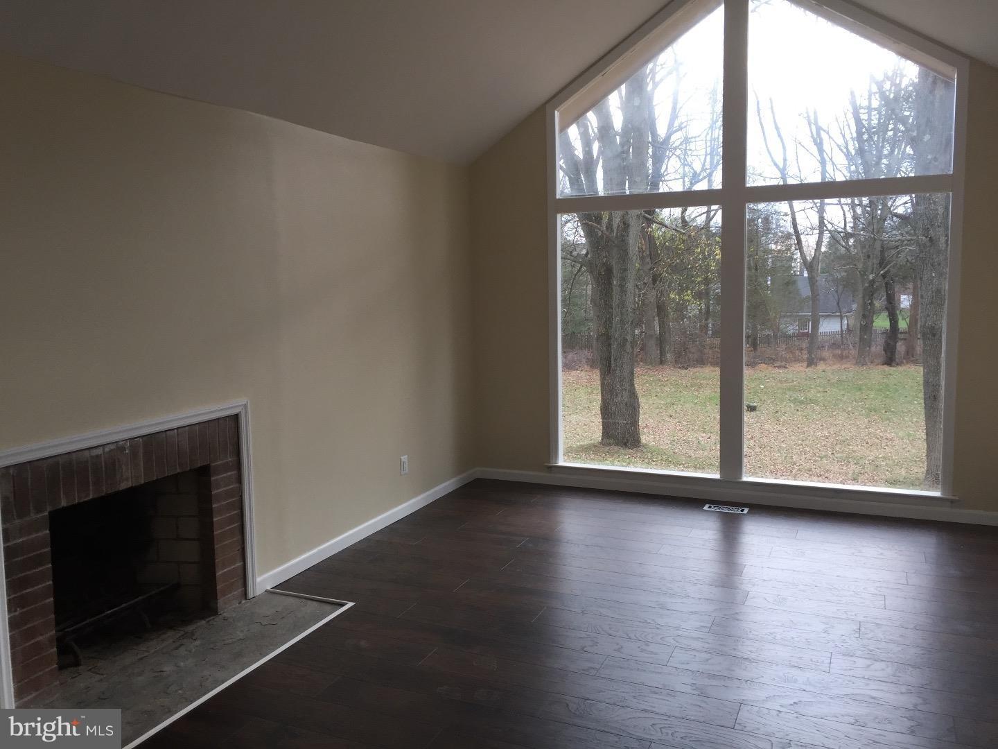 31 Brandon Road Pennington, NJ 08534 - Photo 6 of 17