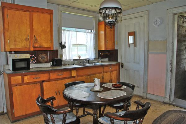 59 Maple Street Northampton, MA 01062 - Photo 14 of 23 Gallery Image 14