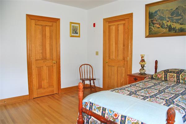 59 Maple Street Northampton, MA 01062 - Photo 23 of 23 Gallery Image 23