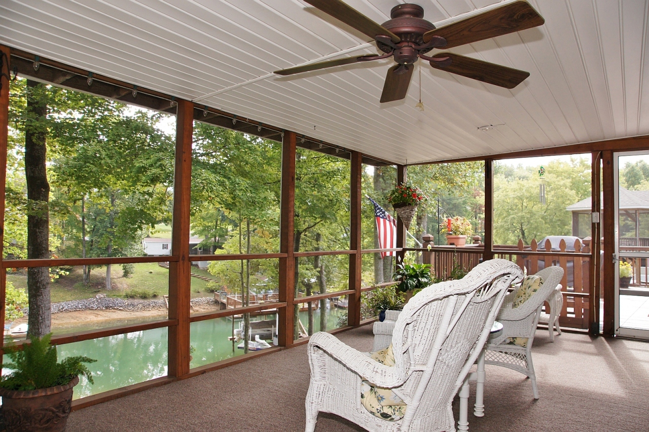 180 Cove Road Penhook, VA 24137 - Photo 15 of 33
