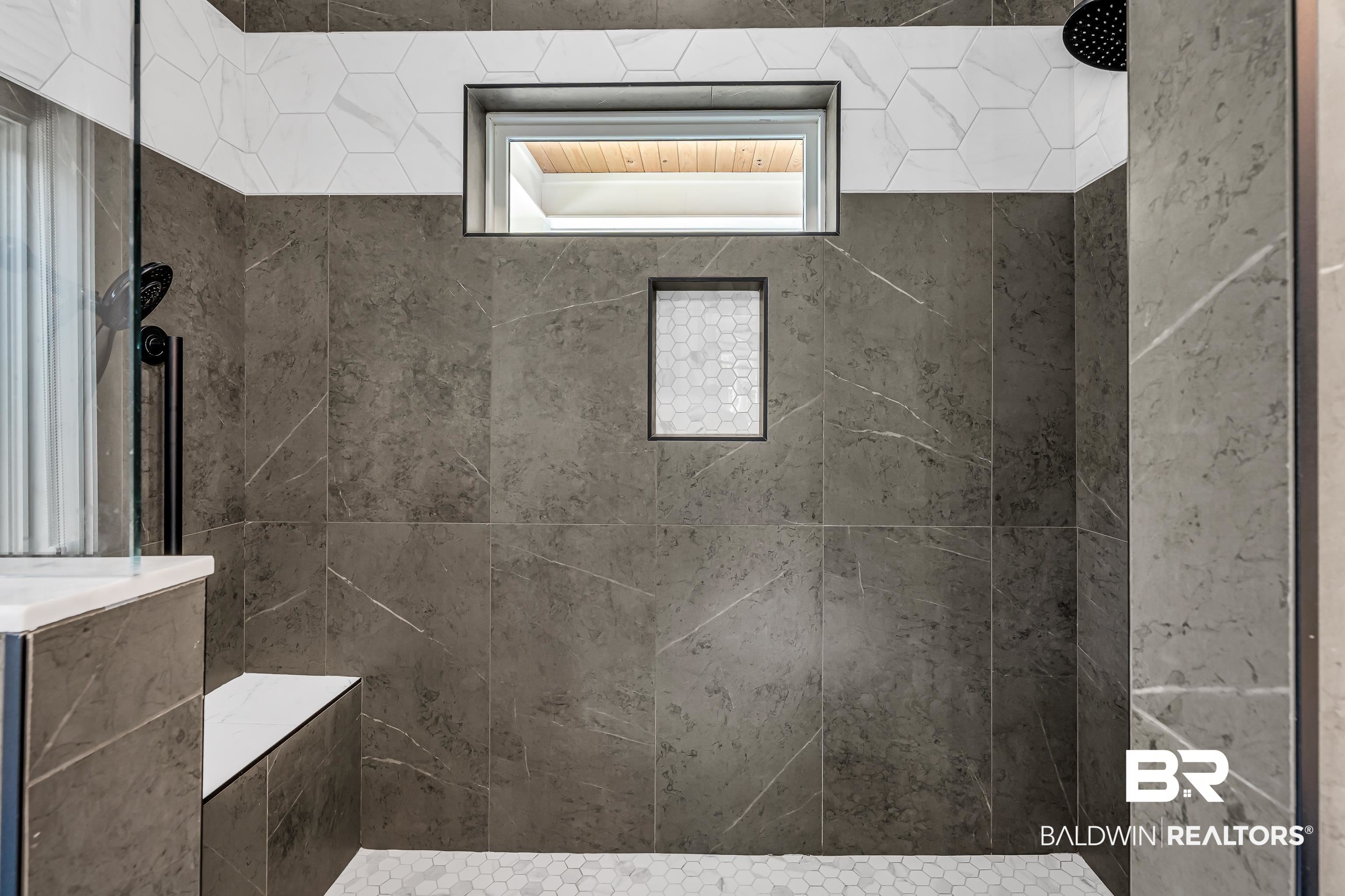 20279 Bishop Road Fairhope, AL 36532 - Photo 23 of 42 Primary Bath Shower