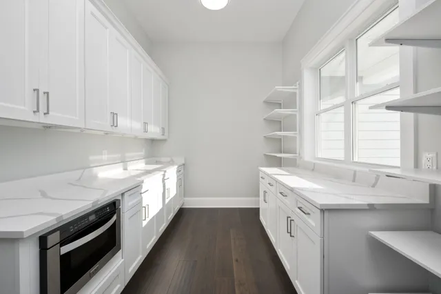 $949,000 | 1190 Frederick Road, Harrisonburg, VA 22801