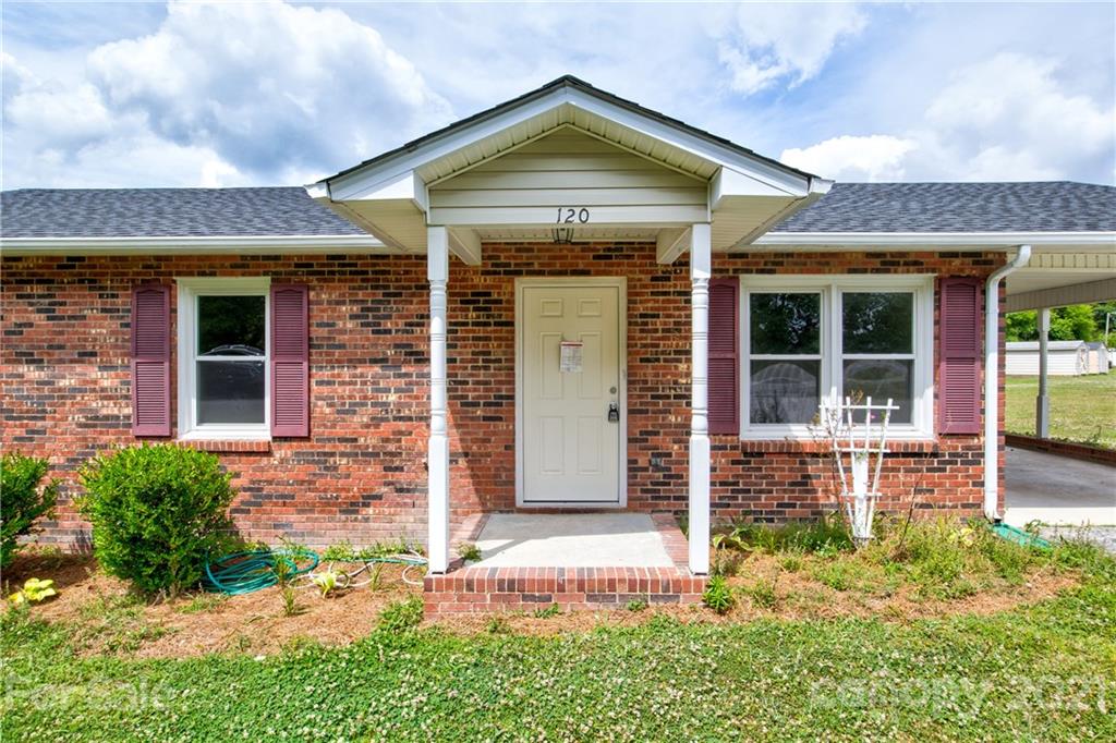 120 Hicks Road Grover, NC 28073 - Photo 2 of 22 Gallery Image 2