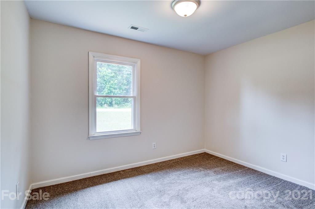 120 Hicks Road Grover, NC 28073 - Photo 10 of 22 Gallery Image 10