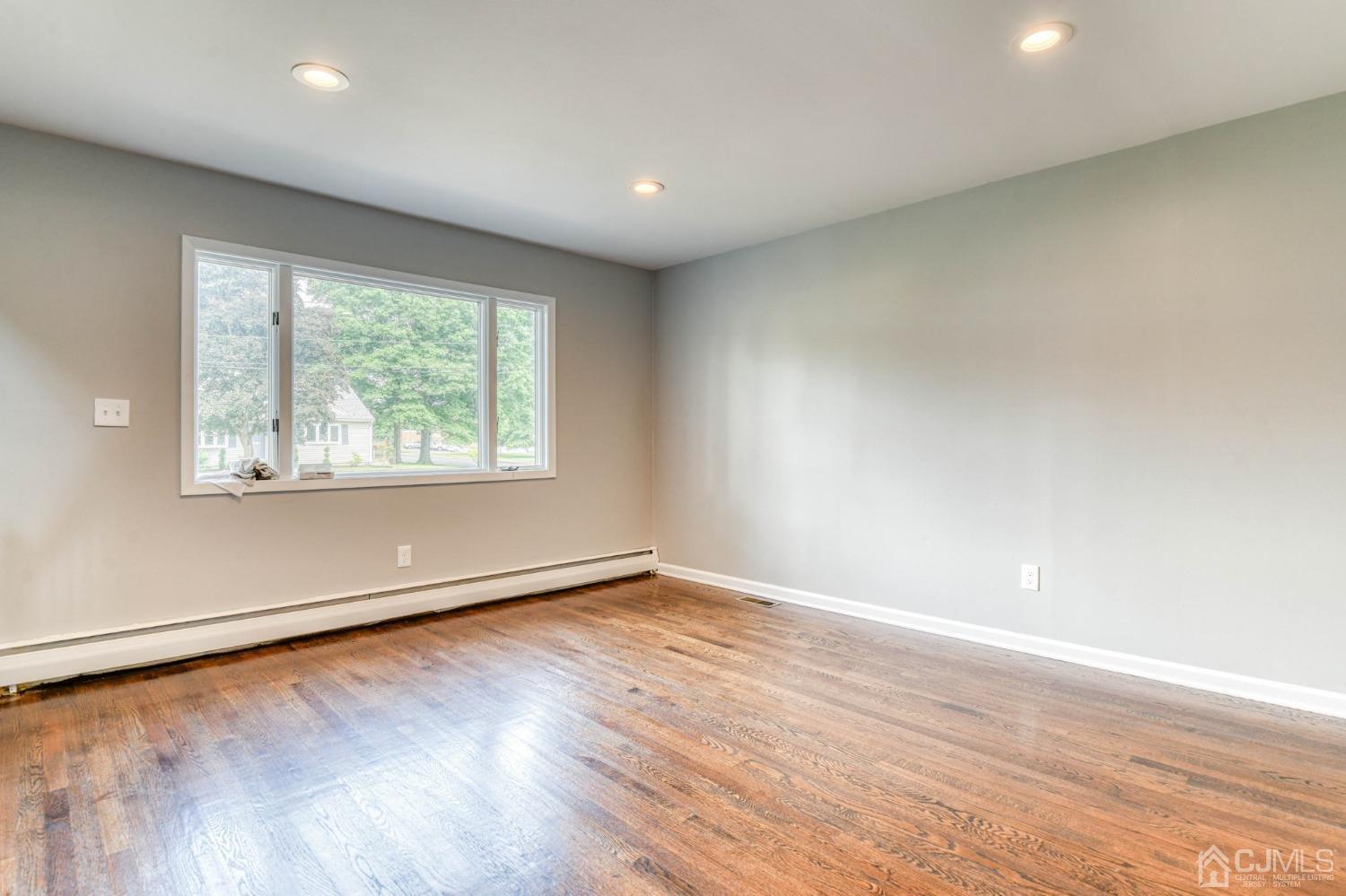 1360 Seminole Road North Brunswick, NJ 08902 - Photo 17 of 29 Gallery Image 17