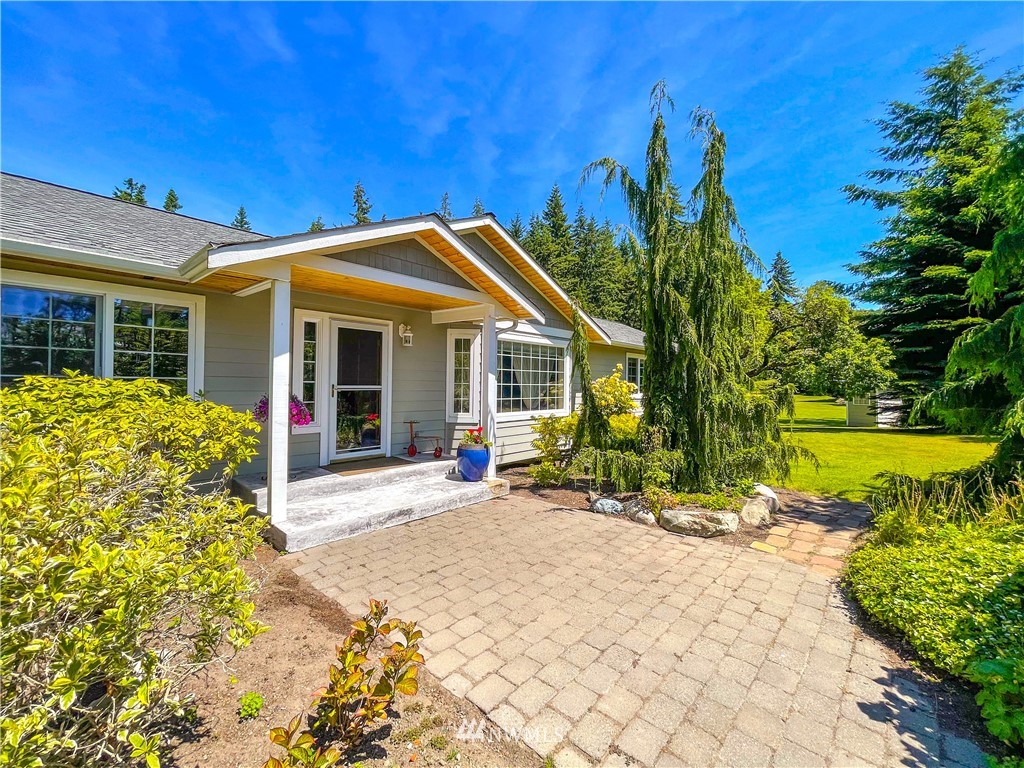 664 West Brokaw Road Camano Island, WA 98282 - Photo 1 of 38 Gallery Image 1