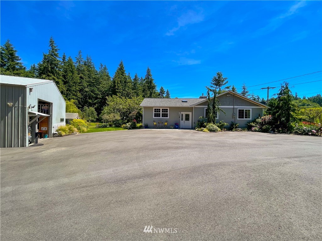 664 West Brokaw Road Camano Island, WA 98282 - Photo 30 of 38 Gallery Image 30