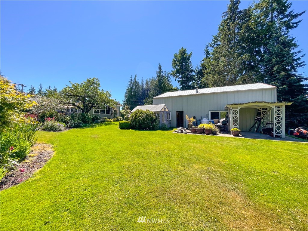 664 West Brokaw Road Camano Island, WA 98282 - Photo 31 of 38 Gallery Image 31