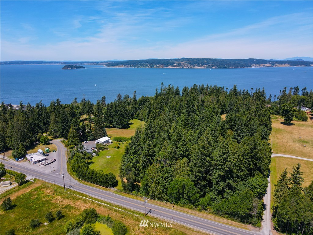 664 West Brokaw Road Camano Island, WA 98282 - Photo 33 of 38 Gallery Image 33