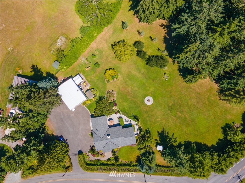 664 West Brokaw Road Camano Island, WA 98282 - Photo 34 of 38 Gallery Image 34