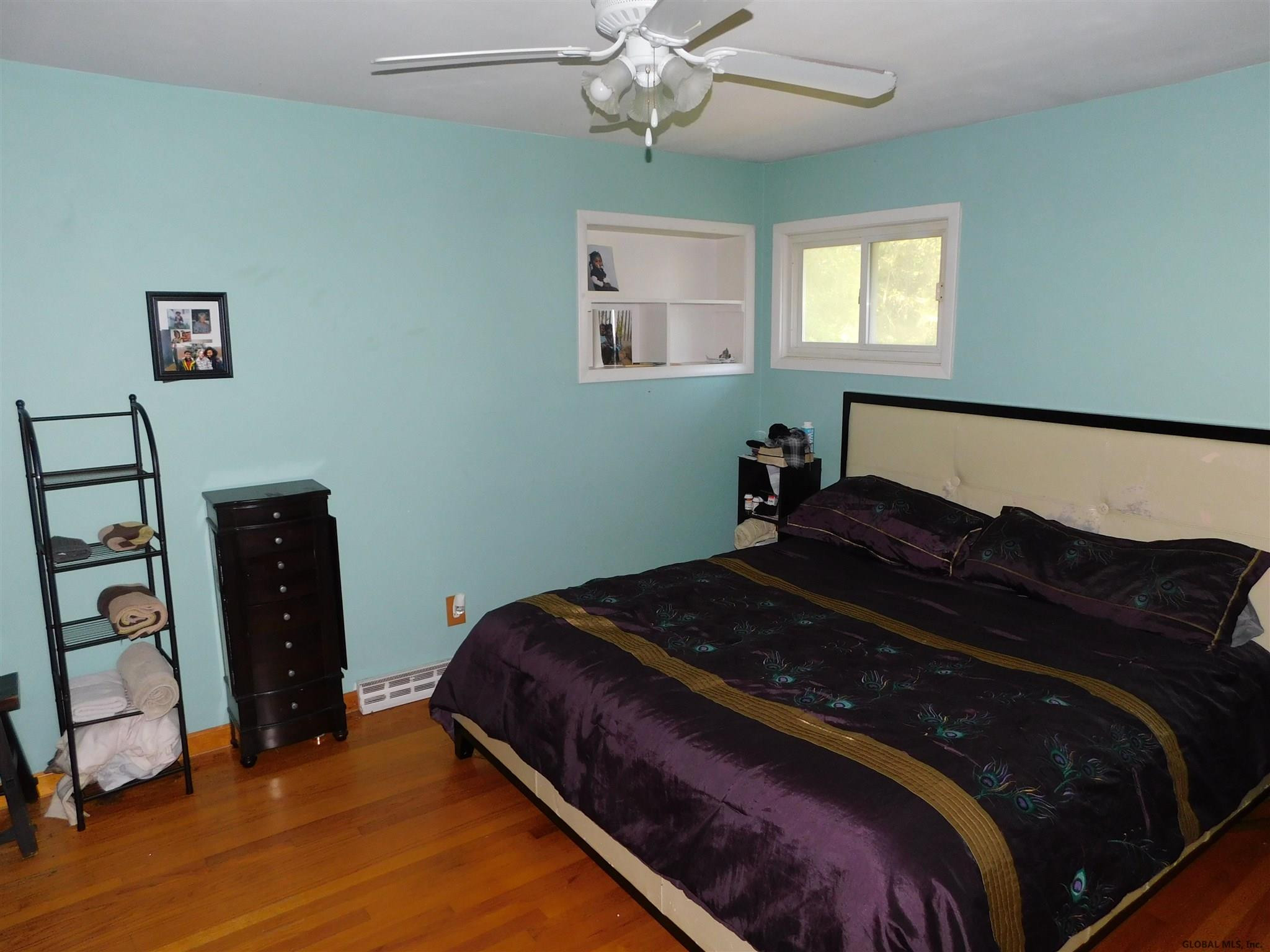 27 Farmingdale Road Colonie, NY 12110 - Photo 15 of 39 Photo 16
