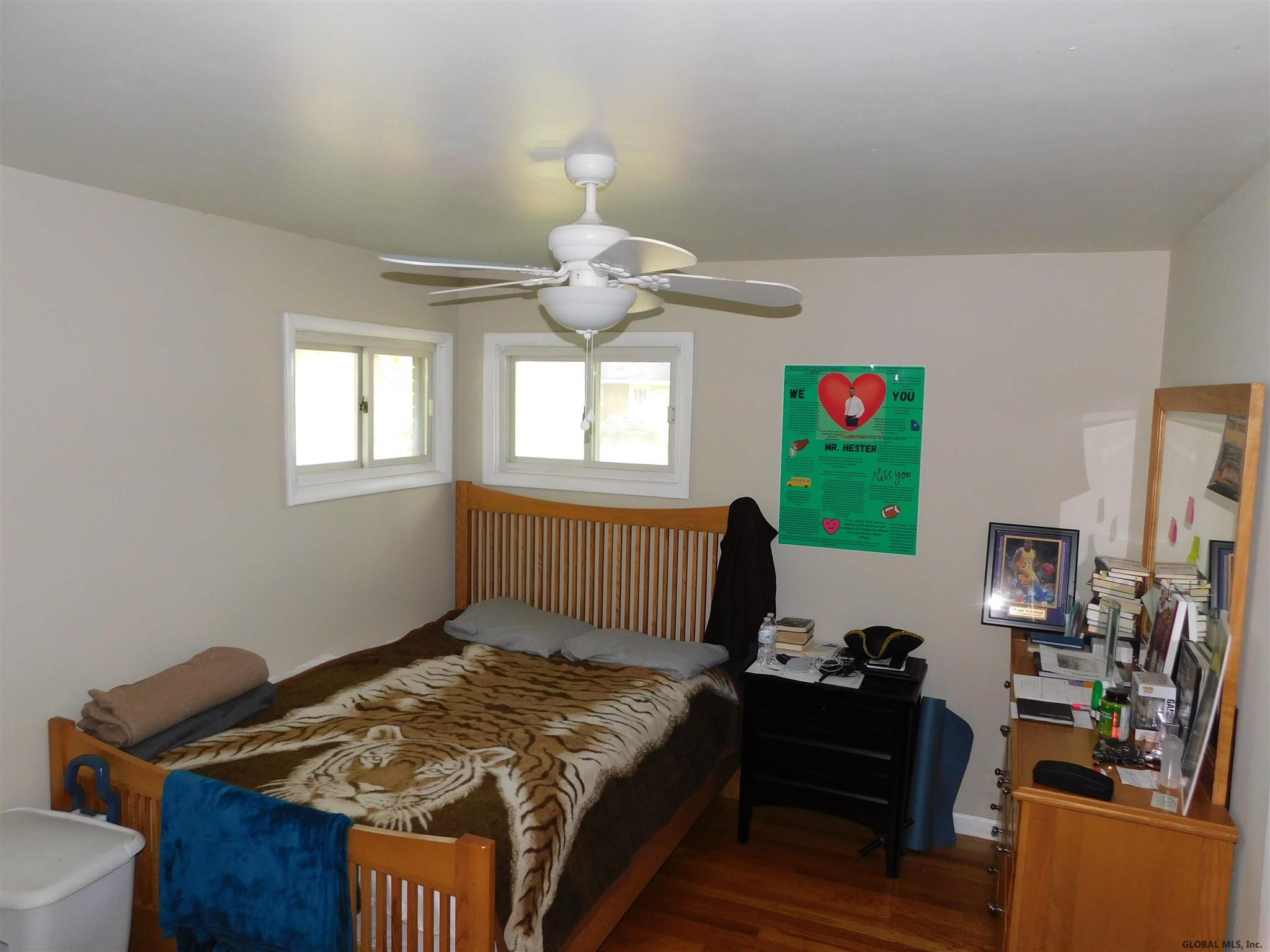 27 Farmingdale Road Colonie, NY 12110 - Photo 17 of 39 Photo 18