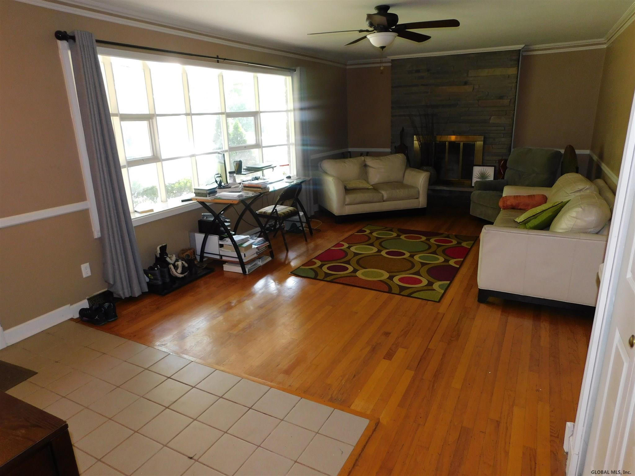 27 Farmingdale Road Colonie, NY 12110 - Photo 2 of 39 Photo 2