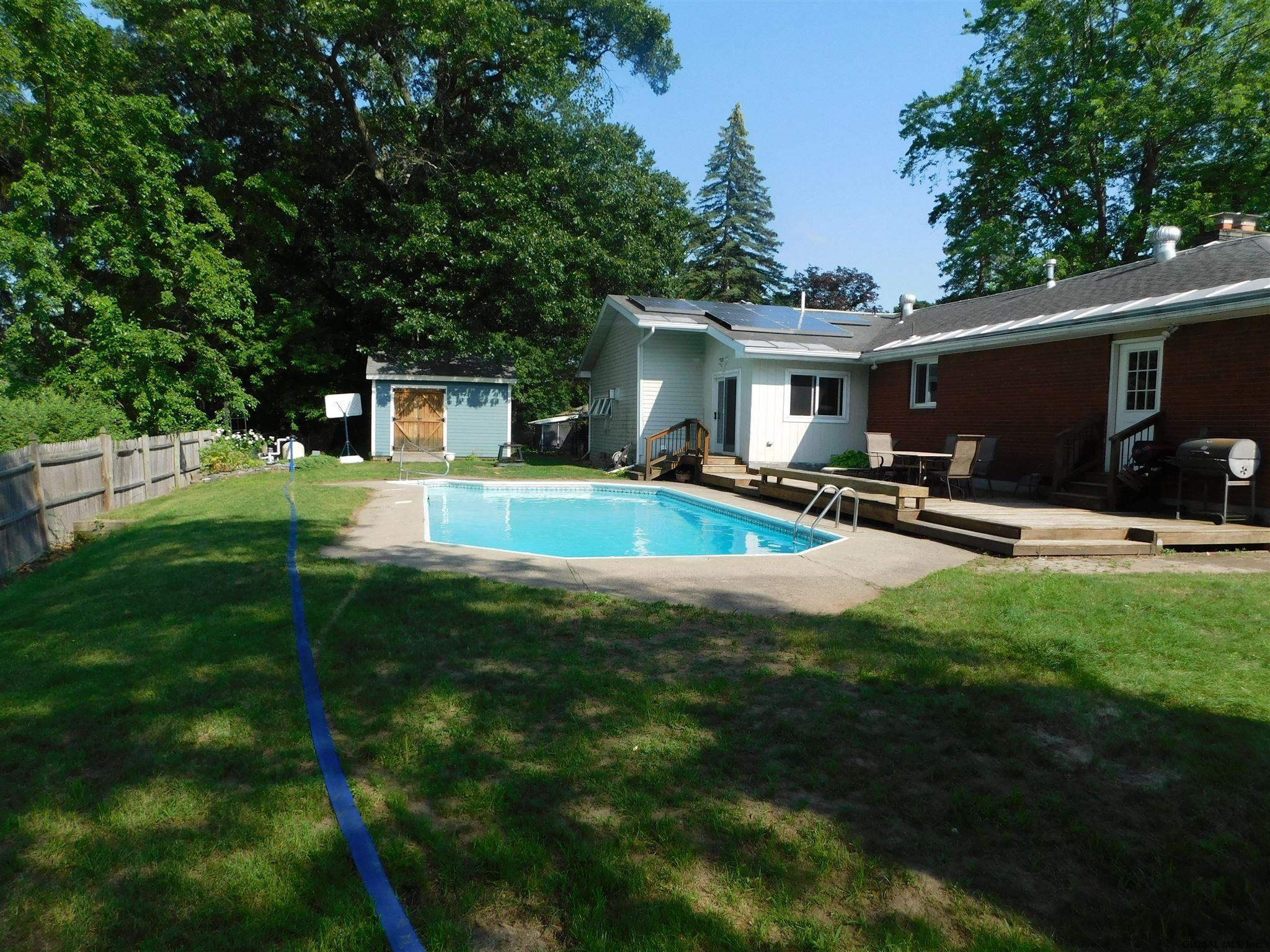 27 Farmingdale Road Colonie, NY 12110 - Photo 31 of 39 Photo 32