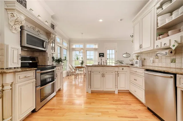 $539,900 | 18301 North 69th Highway, Lawson, MO 64062