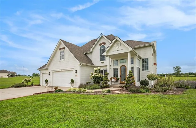 $539,900 | 18301 North 69th Highway, Lawson, MO 64062