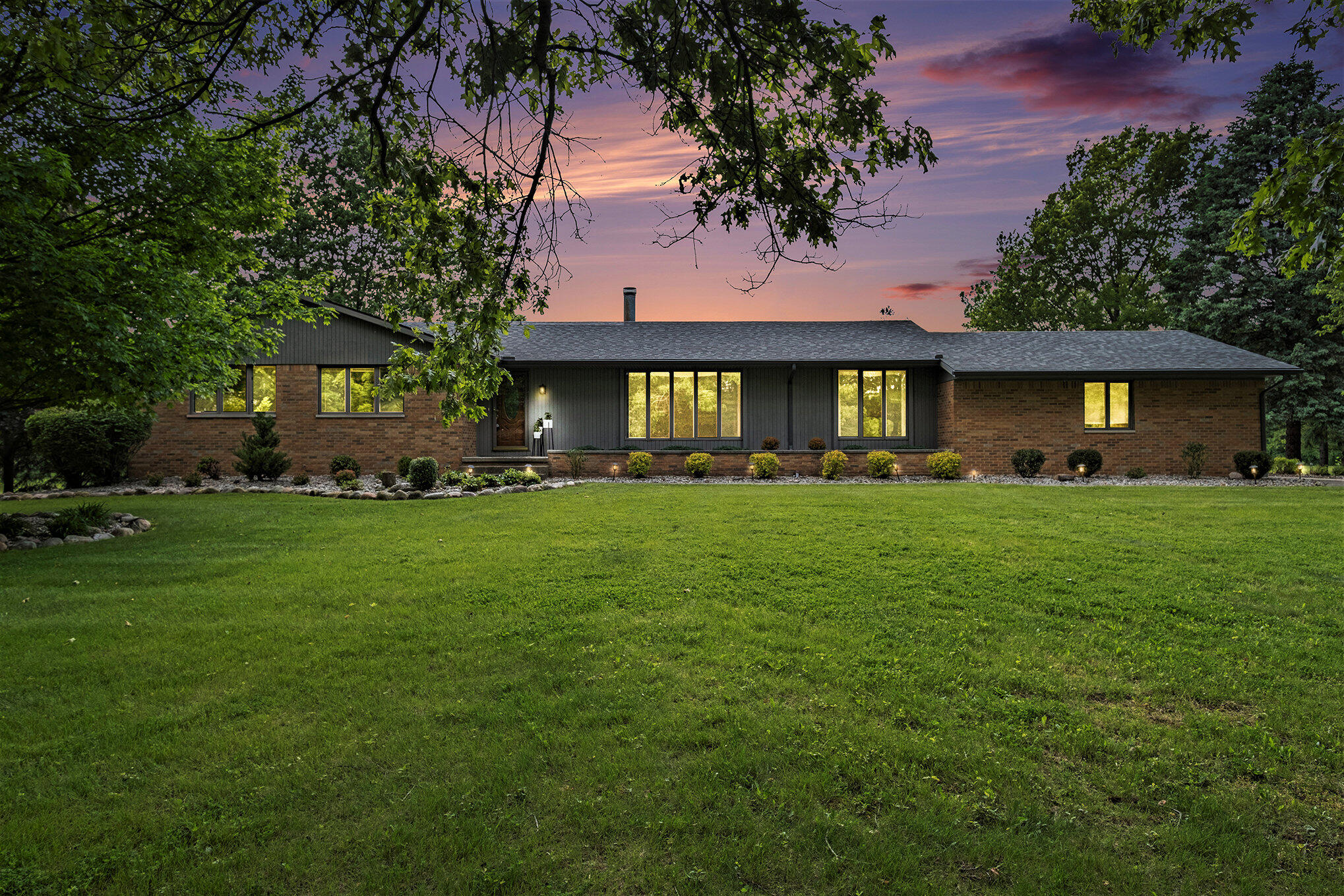 7744 Fosdick Road Saline, MI 48176 - Photo 2 of 49 Front