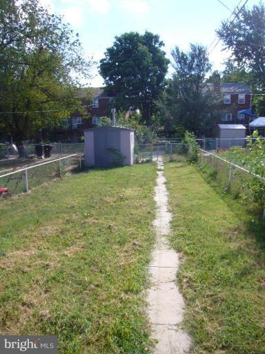 1005 Reverdy Road Baltimore, MD 21212 - Photo 11 of 14 Back yard