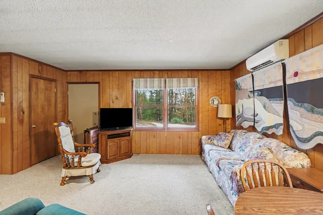 $500,000 | 2960 North Sahara Trail, Mears, MI 49436