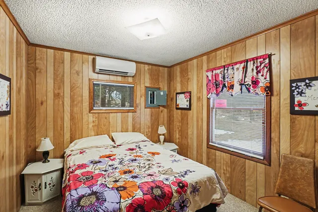 $500,000 | 2960 North Sahara Trail, Mears, MI 49436