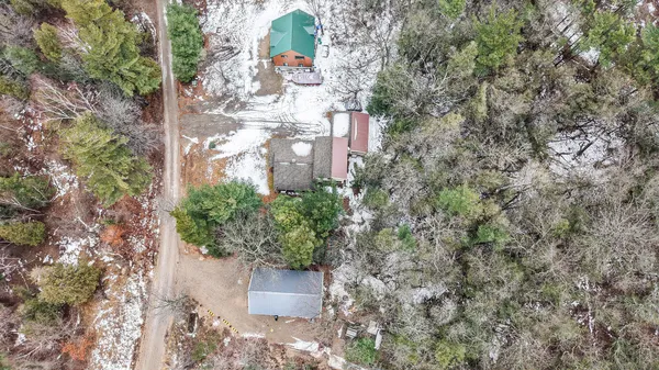 $500,000 | 2960 North Sahara Trail, Mears, MI 49436