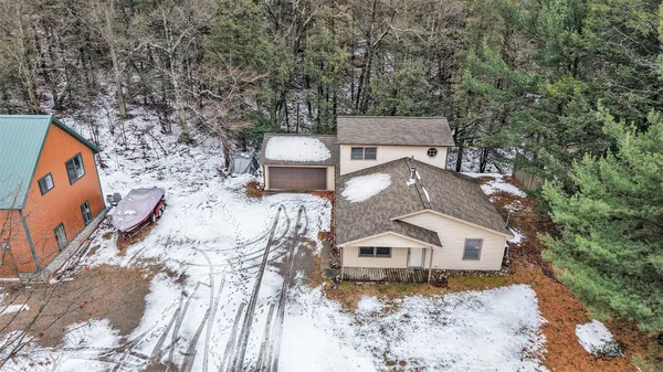 $500,000 | 2960 North Sahara Trail, Mears, MI 49436