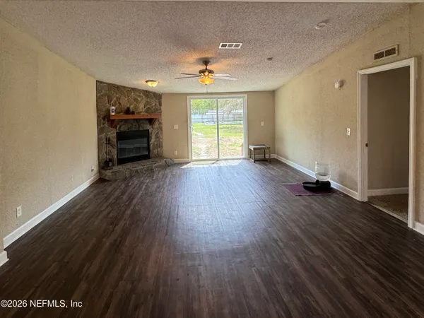 $290,000 | 4579 Johns Cemetery Road, Middleburg, FL 32068