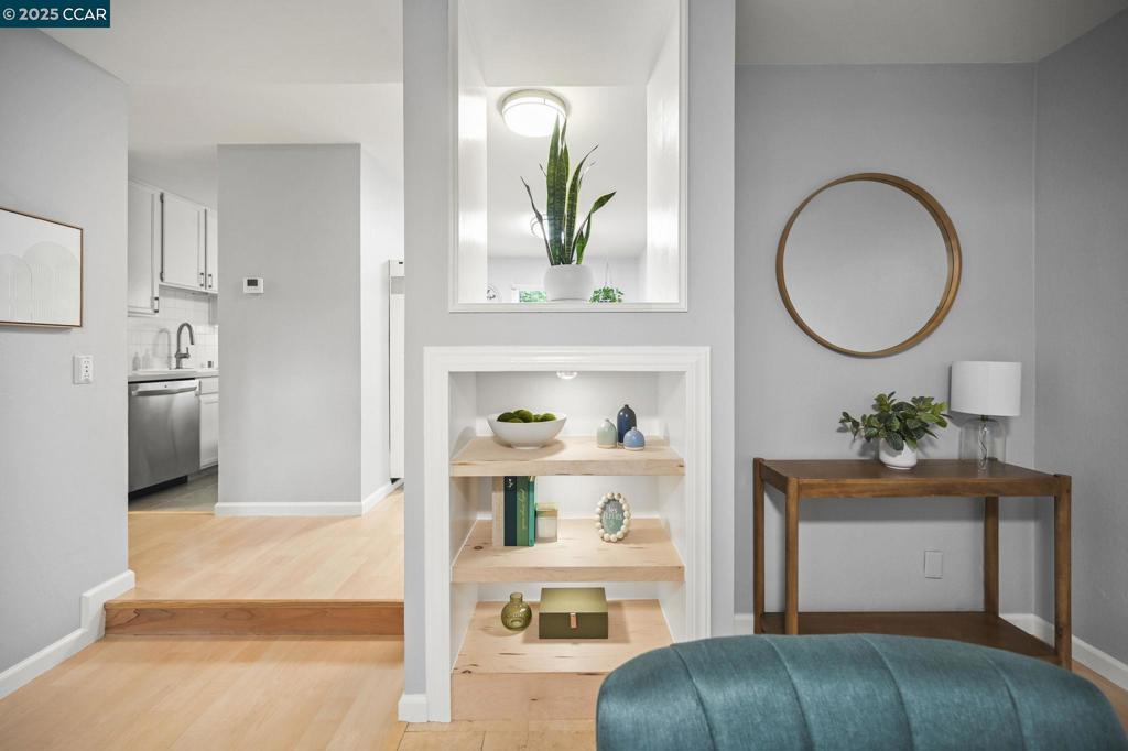 2560 Walnut Boulevard Walnut Creek, CA 94596 - Photo 4 of 29