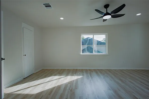$379,000 | 1719 Wagon Gap Trail, Houston, TX 77090