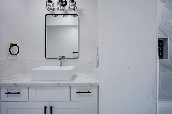 $379,000 | 1719 Wagon Gap Trail, Houston, TX 77090