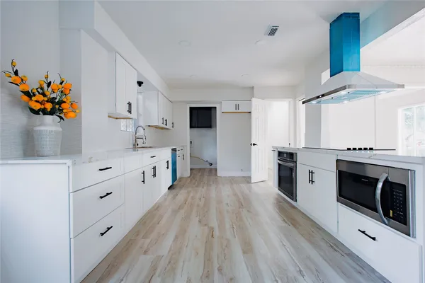 $379,000 | 1719 Wagon Gap Trail, Houston, TX 77090