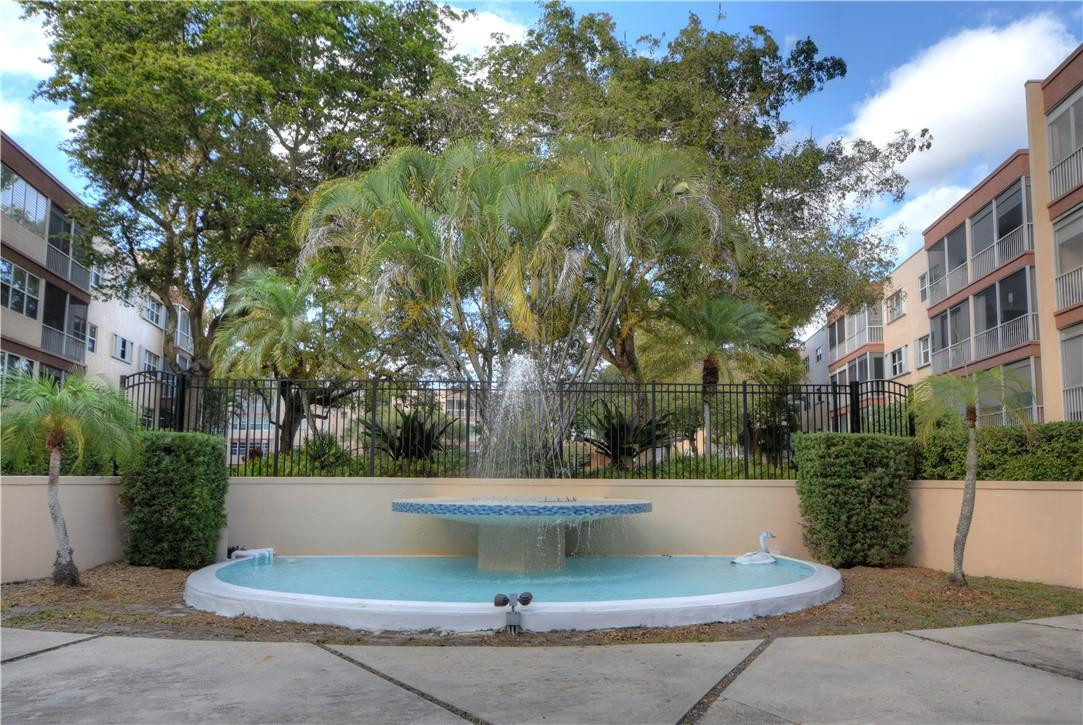 6731 Cypress Road, Unit 202 Plantation, FL 33317 - Photo 34 of 34 Photo 34