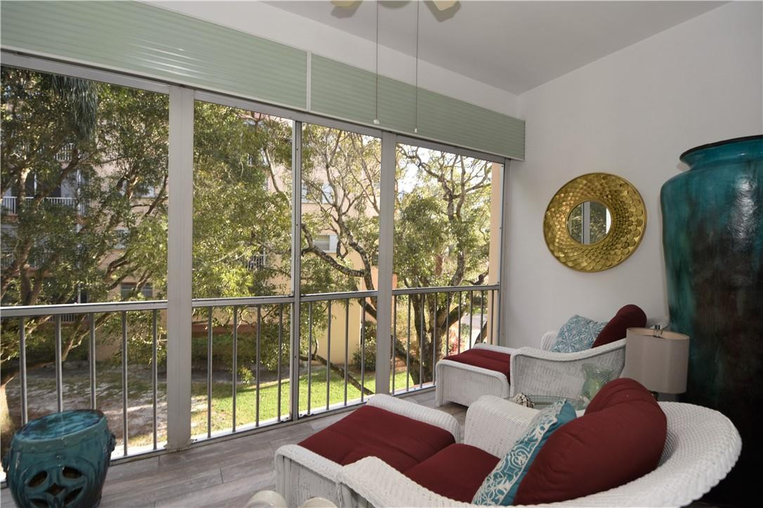 6731 Cypress Road, Unit 202 Plantation, FL 33317 - Photo 9 of 34 Photo 9