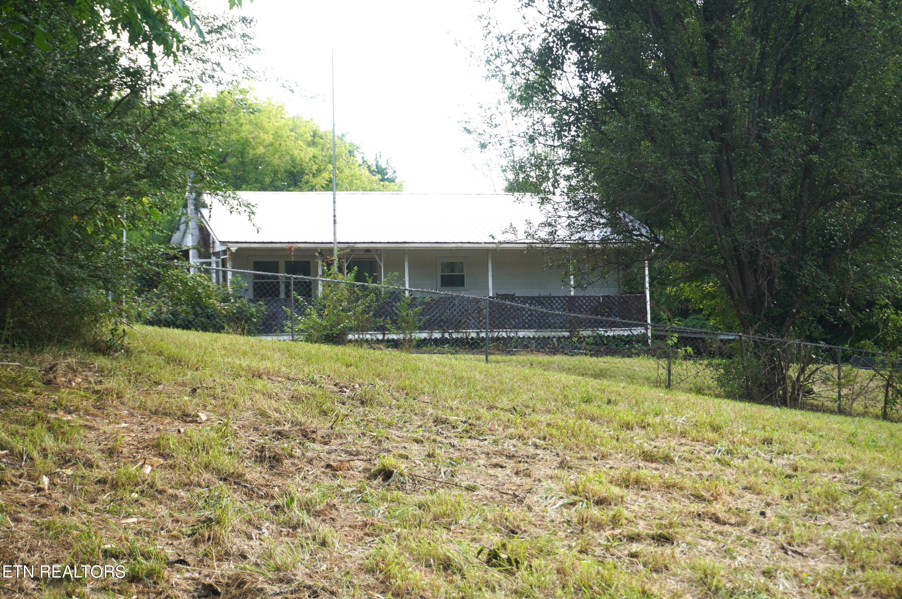 1271 Sager Road Dandridge, TN 37725 - Photo 13 of 41 1271 sager rd (21)
